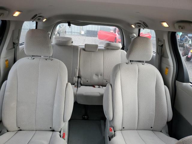 Photo 10 from auction – 2014 TOYOTA SIENNA LE with VIN 5TDJK3DC1ES075847