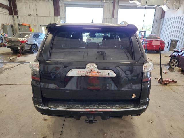 Photo 6 from auction – 2016 TOYOTA 4RUNNER SR with VIN JTEBU5JR7G5317290