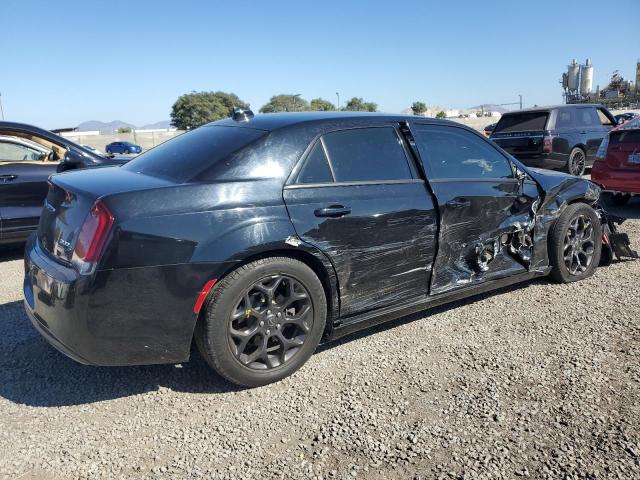 Photo 3 from auction – 2019 CHRYSLER 300 S with VIN 2C3CCAGG9KH569722