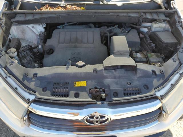 Photo 12 from auction – 2016 TOYOTA HIGHLANDER with VIN 5TDDKRFH0GS331455