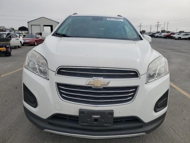 Photo 5 from auction – 2015 CHEVROLET TRAX 1LT with VIN 3GNCJRSBXFL243797