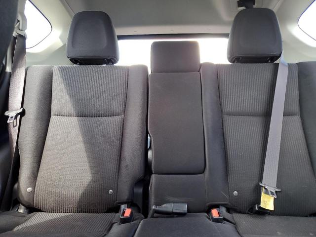Photo 10 from auction – 2017 TOYOTA RAV4 LE with VIN JTMBFREV6HJ106541