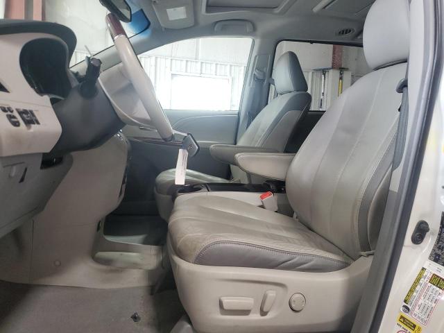 Photo 7 from auction – 2011 TOYOTA SIENNA XLE with VIN 5TDDK3DC1BS011543