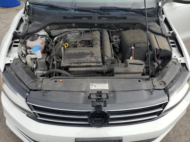 Photo 11 from auction – 2017 VOLKSWAGEN JETTA S with VIN 3VW2B7AJ2HM205697