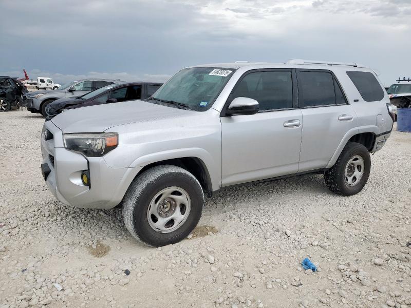 TOYOTA 4RUNNER SR 2017 with VIN JTEBU5JR0H5473544 - Photo from auction