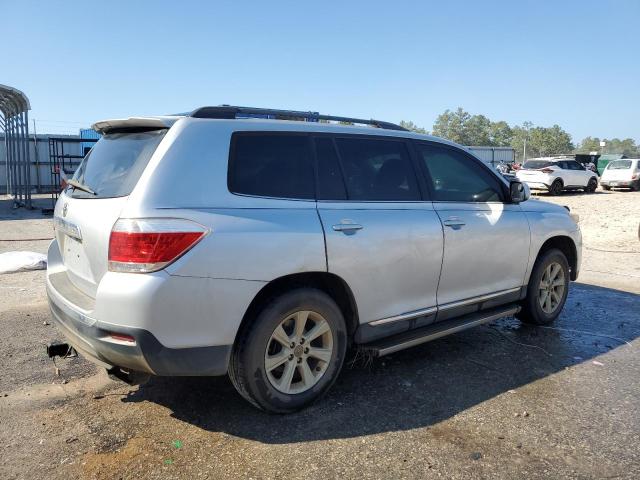 Photo 3 from auction – 2012 TOYOTA HIGHLANDER with VIN 5TDZK3EH0CS072237