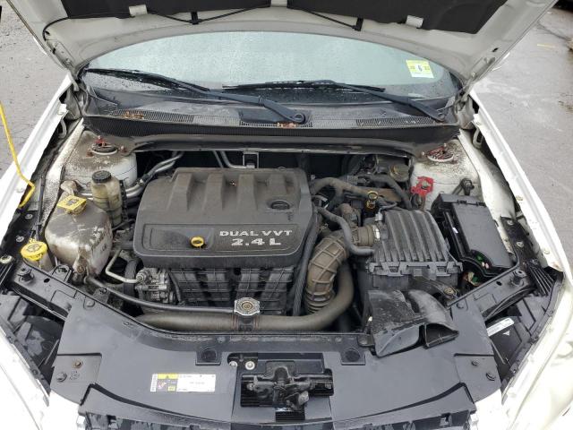 Photo 11 from auction – 2014 CHRYSLER 200 LX with VIN 1C3CCBAB2EN211120
