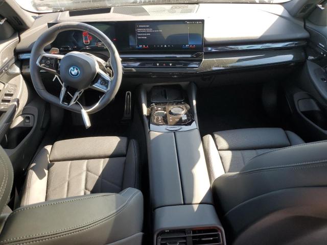 Photo 8 from auction – 2025 BMW 550 XE with VIN WBA13FK09SCT80966