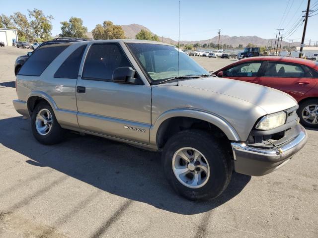 Photo 4 from auction – 2000 CHEVROLET BLAZER with VIN 1GNCS18W1YK259268