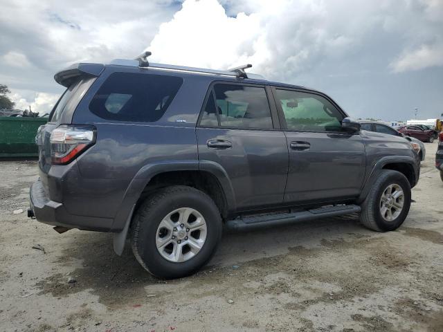 Photo 3 from auction – 2018 TOYOTA 4RUNNER SR with VIN JTEBU5JR5J5538927