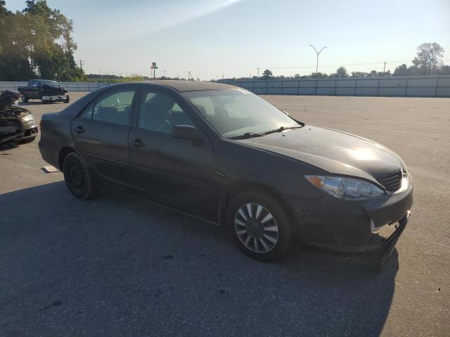 Photo 4 from auction – 2005 TOYOTA CAMRY LE with VIN 4T1BE32K35U406845