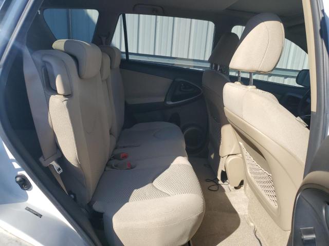 Photo 11 from auction – 2011 TOYOTA RAV4 with VIN JTMBK4DV4B5100365