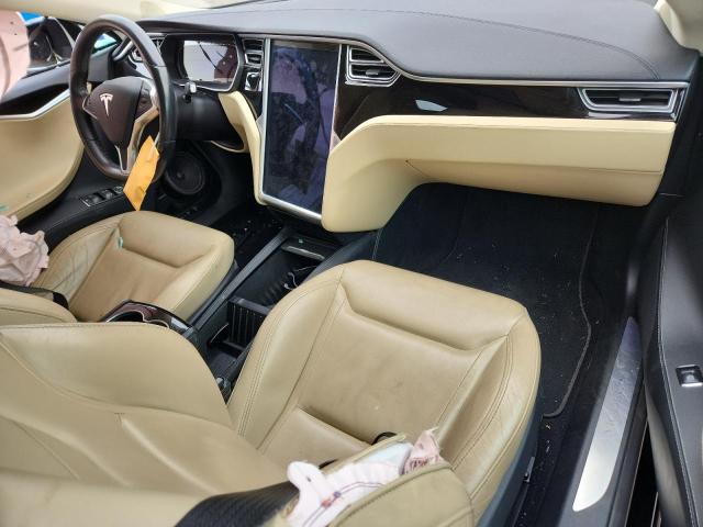 Photo 8 from auction – 2015 TESLA MODEL S 70 with VIN 5YJSA1S2XFF084476