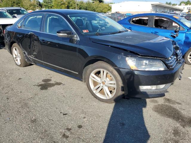 Photo 4 from auction – 2014 VOLKSWAGEN PASSAT SEL with VIN 1VWCT7A35EC064737