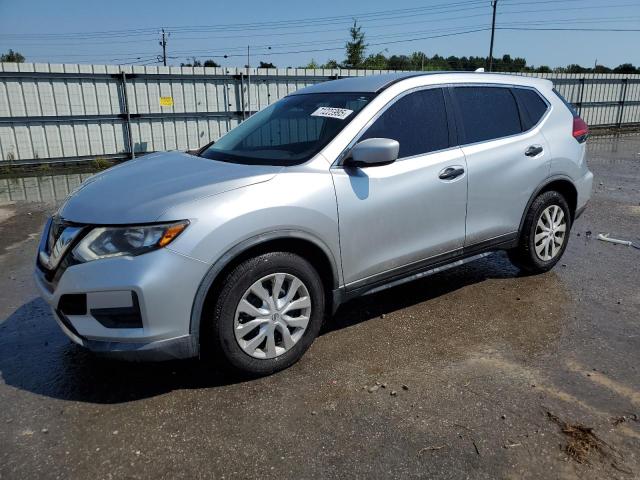 NISSAN ROGUE S 2017 z numerem VIN KNMAT2MT0HP582941 - Zdjęcie z aukcji