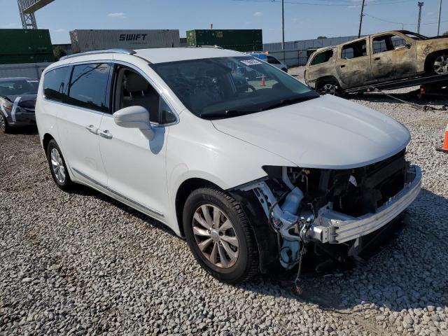 Photo 4 from auction – 2018 CHRYSLER PACIFICA T with VIN 2C4RC1BG9JR141512