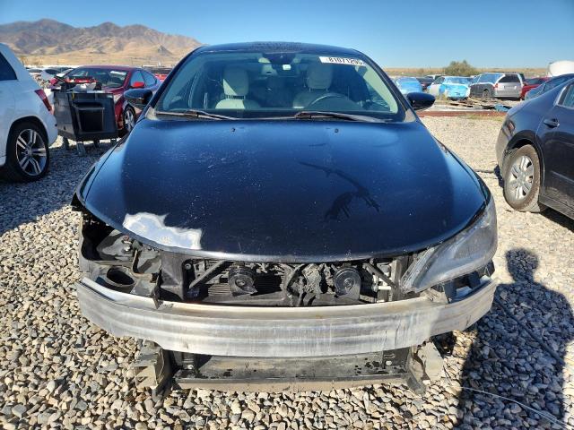 Photo 5 from auction – 2015 CHRYSLER 200 C with VIN 1C3CCCCG3FN549089