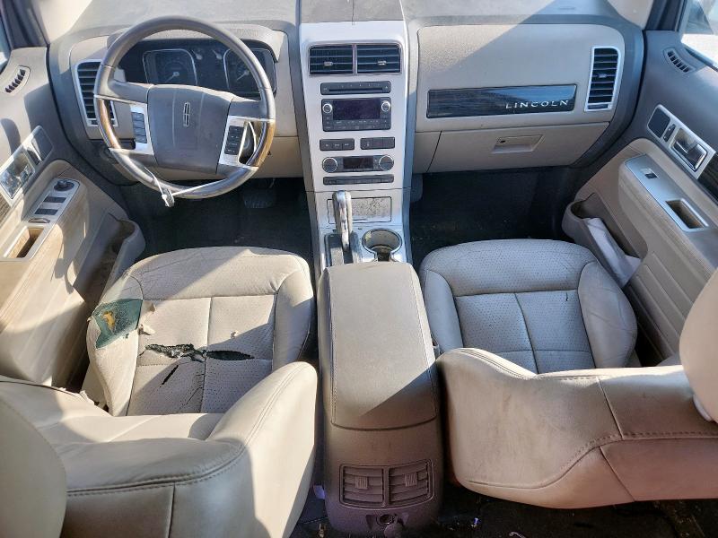Photo 8 from auction – 2009 LINCOLN MKX with VIN 2LMDU68C99BJ08118