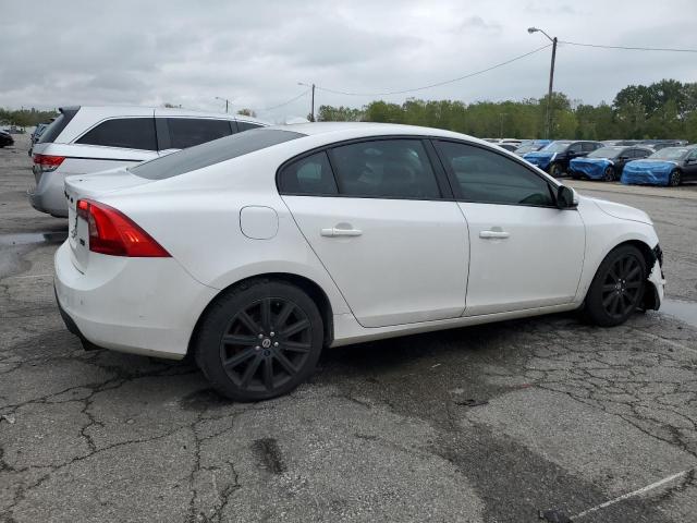 Photo 3 from auction – 2016 VOLVO S60 PLATINUM with VIN LYV612TM5GB096254