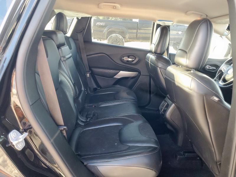Photo 11 from auction – 2018 JEEP CHEROKEE L with VIN 1C4PJLLB5JD533756