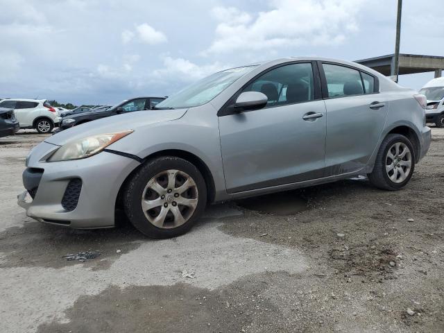 MAZDA 3 I 2013 with VIN JM1BL1U74D1755519 - Photo from auction