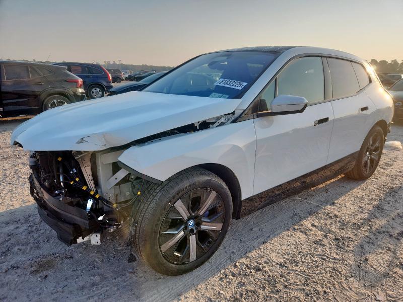 2025 BMW IX XDRIVE5