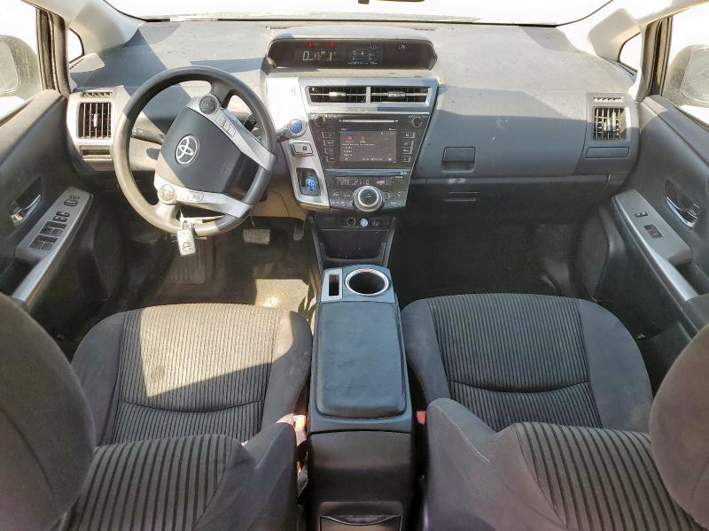 Photo 8 from auction – 2015 TOYOTA PRIUS V with VIN JTDZN3EU3FJ016508