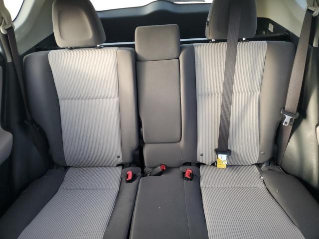 Photo 10 from auction – 2015 TOYOTA RAV4 LE with VIN JTMBFREV9FJ031038