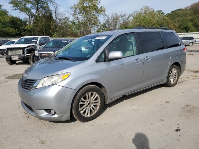 TOYOTA SIENNA XLE 2011 with VIN 5TDYK3DC4BS071771 - Photo from auction