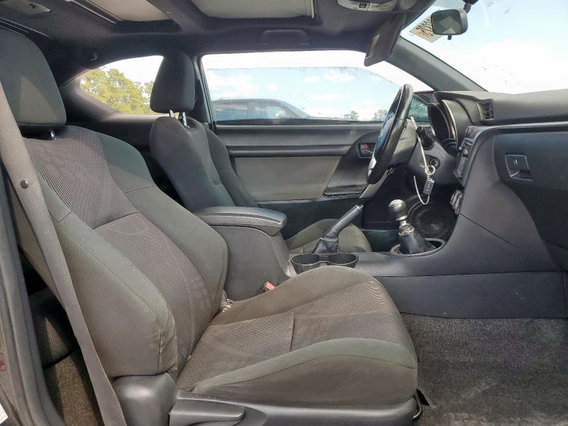 Photo 7 from auction – 2012 TOYOTA SCION with VIN JTKJF5C72C3037653