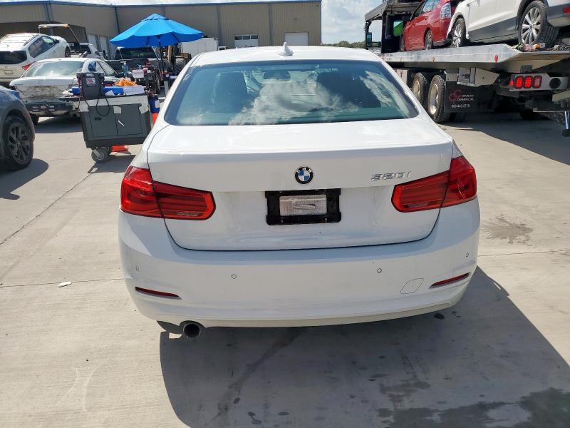 Photo 6 from auction – 2018 BMW 320 I with VIN WBA8A9C55JAH13662