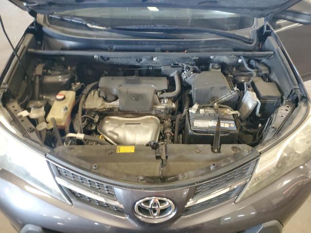 Photo 12 from auction – 2015 TOYOTA RAV4 LE with VIN JTMBFREV6FJ028078