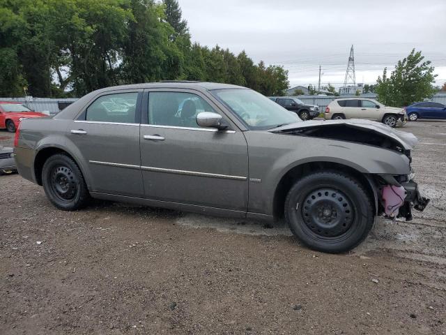 Photo 4 from auction – 2010 CHRYSLER 300 TOURIN with VIN 2C3CA5CV9AH117558