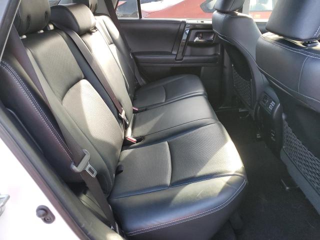 Photo 11 from auction – 2019 TOYOTA 4RUNNER SR with VIN JTEBU5JR4K5614980