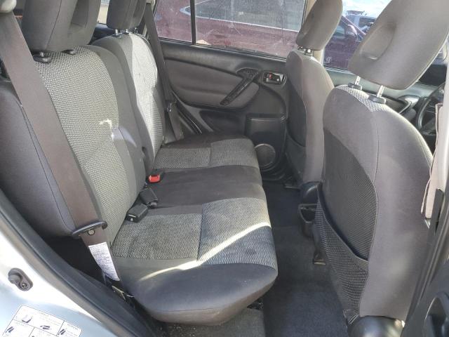 Photo 11 from auction – 2005 TOYOTA RAV4 with VIN JTEHD20V250046477