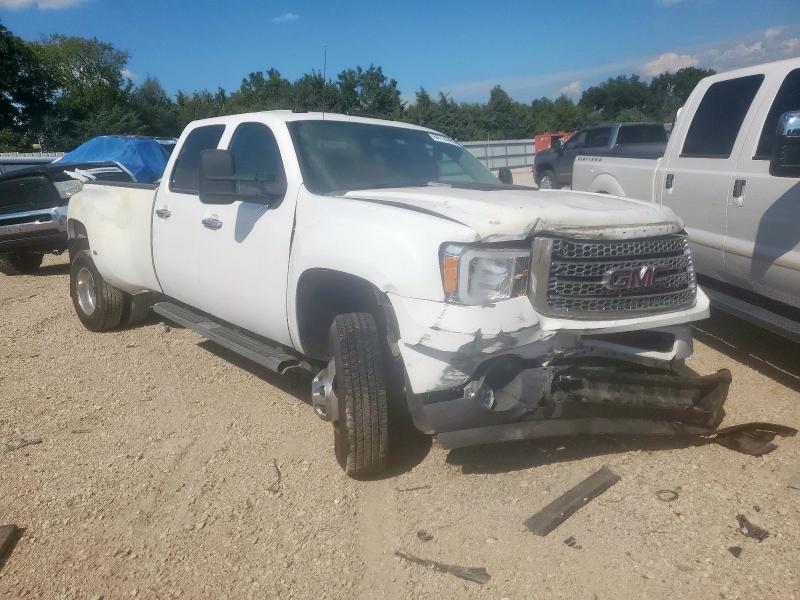 Photo 4 from auction – 2014 GMC SIERRA K35 with VIN 1GT426C80EF126282