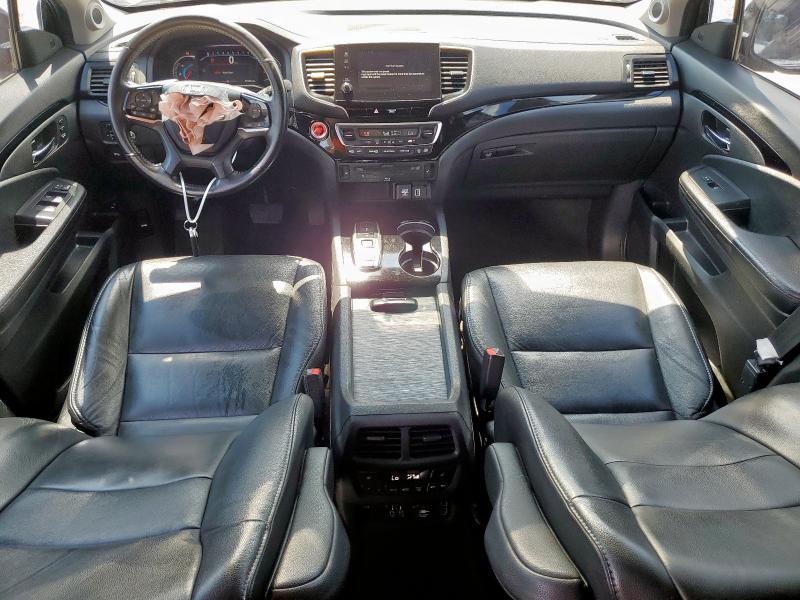 Photo 8 from auction – 2019 HONDA PILOT TOUR with VIN 5FNYF5H63KB043131
