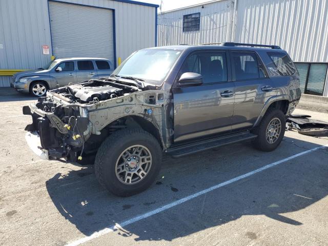 TOYOTA 4RUNNER SR 2019 with VIN JTEBU5JR9K5644038 - Photo from auction