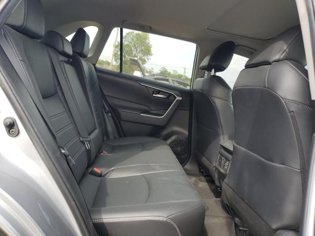 Photo 11 from auction – 2021 TOYOTA RAV4 XLE P with VIN 2T3A1RFV2MC144015