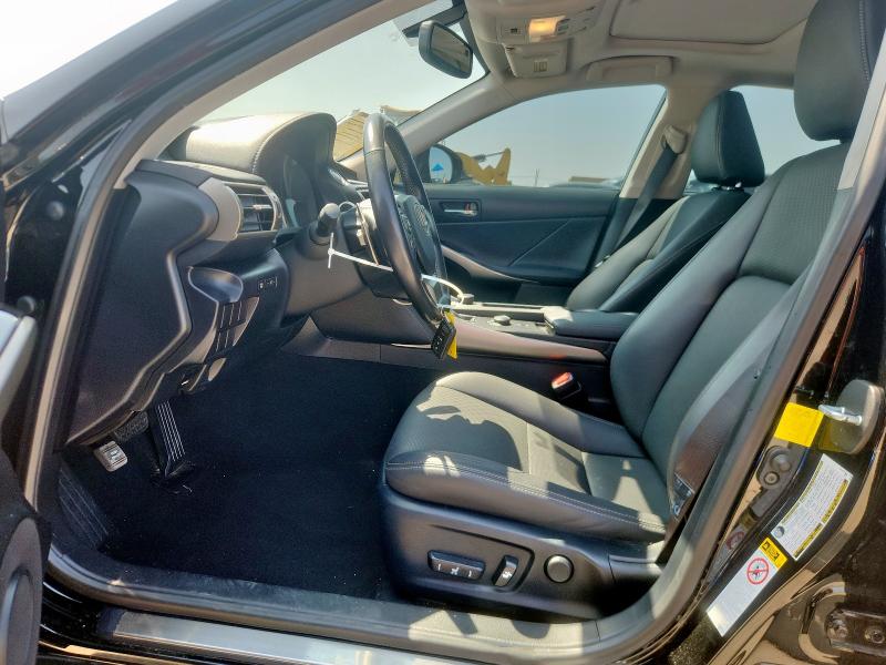 Photo 7 from auction – 2016 LEXUS IS 200T with VIN JTHBA1D20G5016993