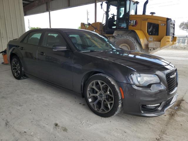 Photo 4 from auction – 2018 CHRYSLER 300 S with VIN 2C3CCABT9JH222877