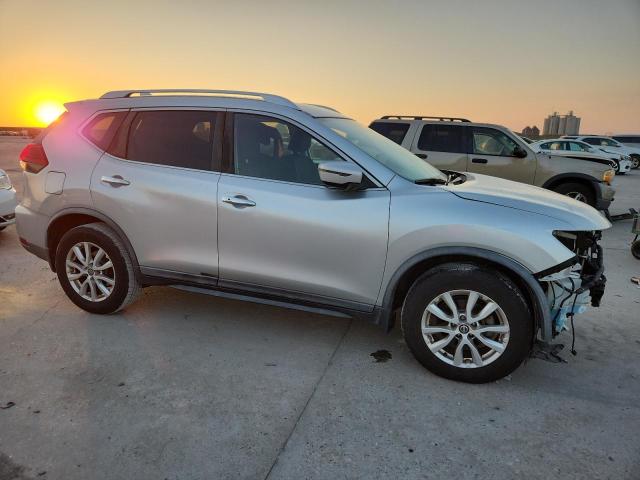 Photo 4 from auction – 2017 NISSAN ROGUE S with VIN KNMAT2MTXHP610275