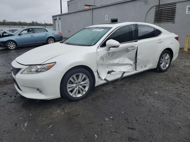 LEXUS ES 350 2013 مع رقم تعريف المركبة JTHBK1GG2D2079319 - صورة من المزاد