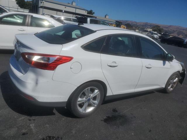 Photo 3 from auction – 2014 FORD FOCUS SE with VIN 1FADP3F22EL400774