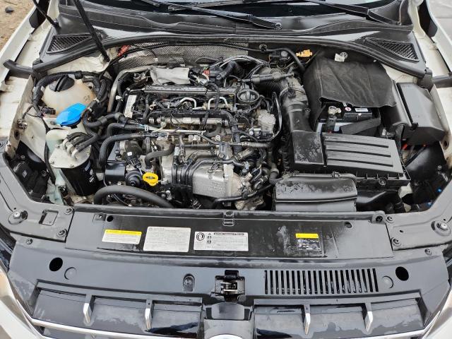 Photo 11 from auction – 2015 VOLKSWAGEN PASSAT SE with VIN 1VWBV7A37FC056923