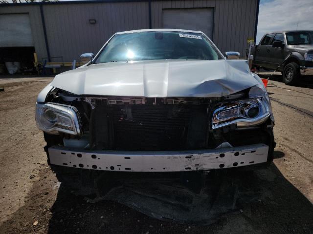 Photo 5 from auction – 2020 CHRYSLER 300 LIMITE with VIN 2C3CCAEG5LH115343