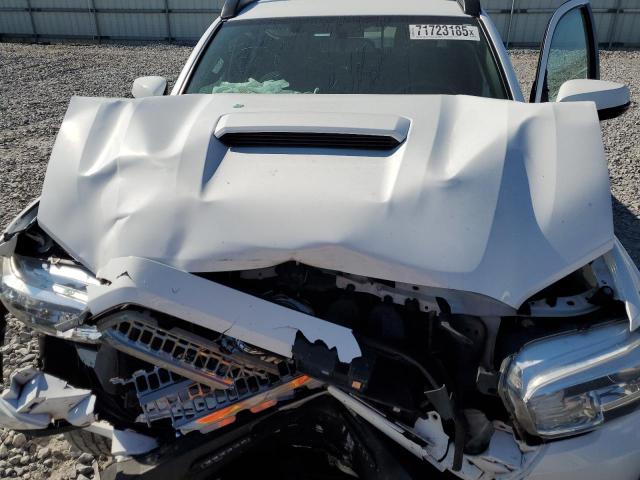 Photo 11 from auction – 2017 TOYOTA TACOMA DOU with VIN 3TMAZ5CN0HM030767