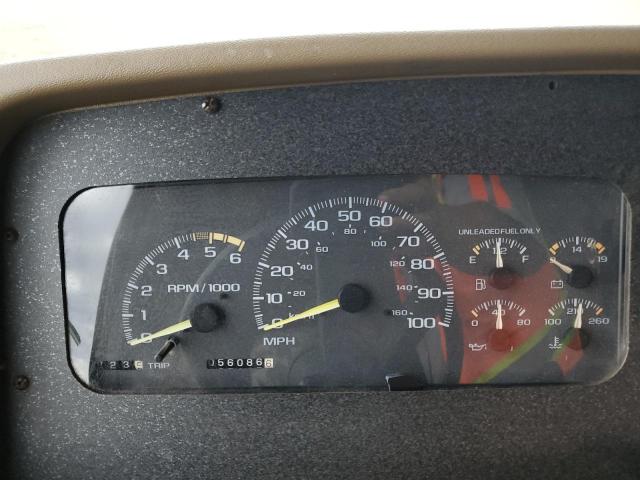 Photo 8 from auction – 1998 CHEVROLET P30 with VIN 1GBLP37J5W3302601