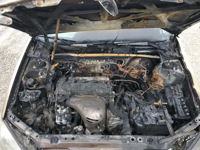 Photo 11 from auction – 2004 TOYOTA CAMRY LE with VIN 4T1BE32K84U290251