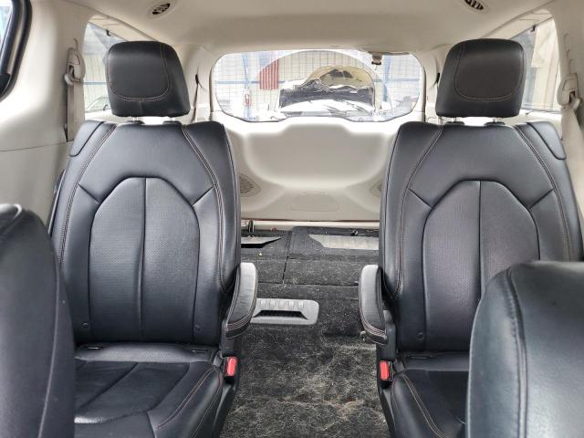Photo 10 from auction – 2018 CHRYSLER PACIFICA T with VIN 2C4RC1BGXJR123391